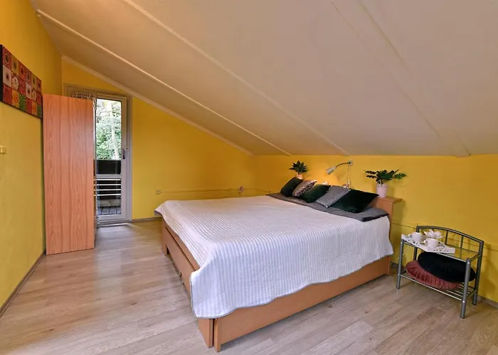 Orlík Nyaraló Klučenice